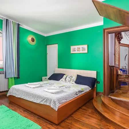 Amazing In With Sauna Prázdninový dům Pula