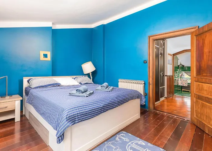 Amazing In With Sauna 풀라